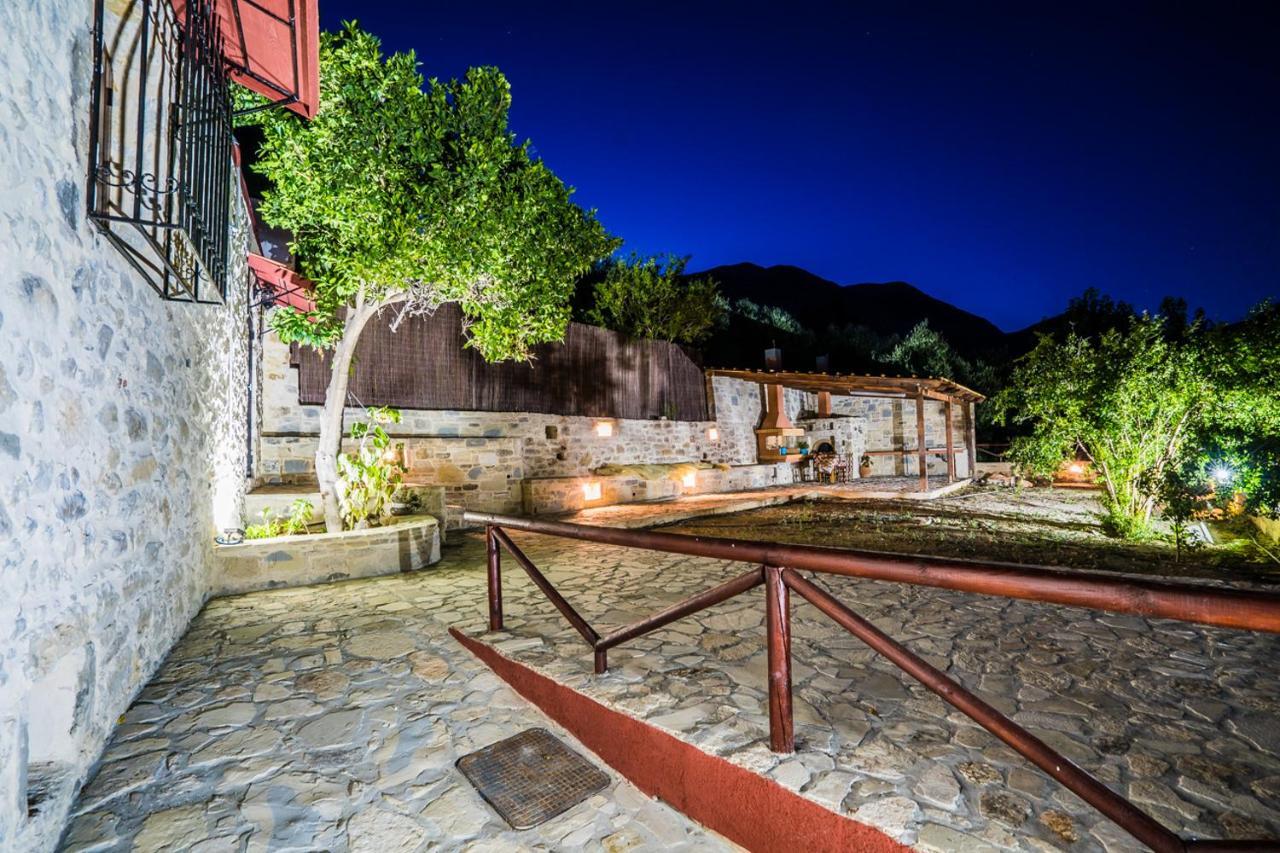 Villa Tzaniana Apomarma Exteriör bild